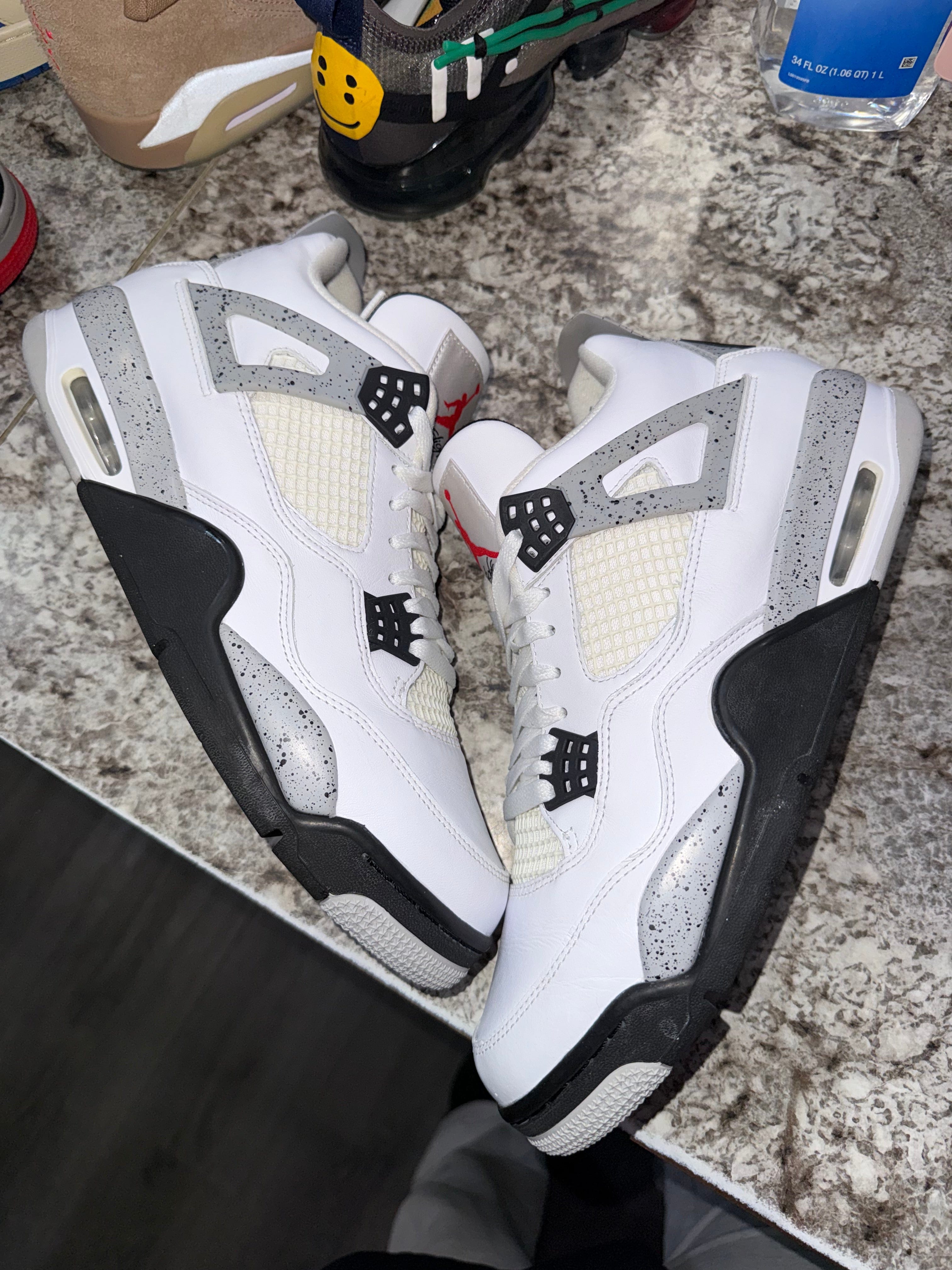 Air Jordan Jordan 4 Retro White Cement (2016)