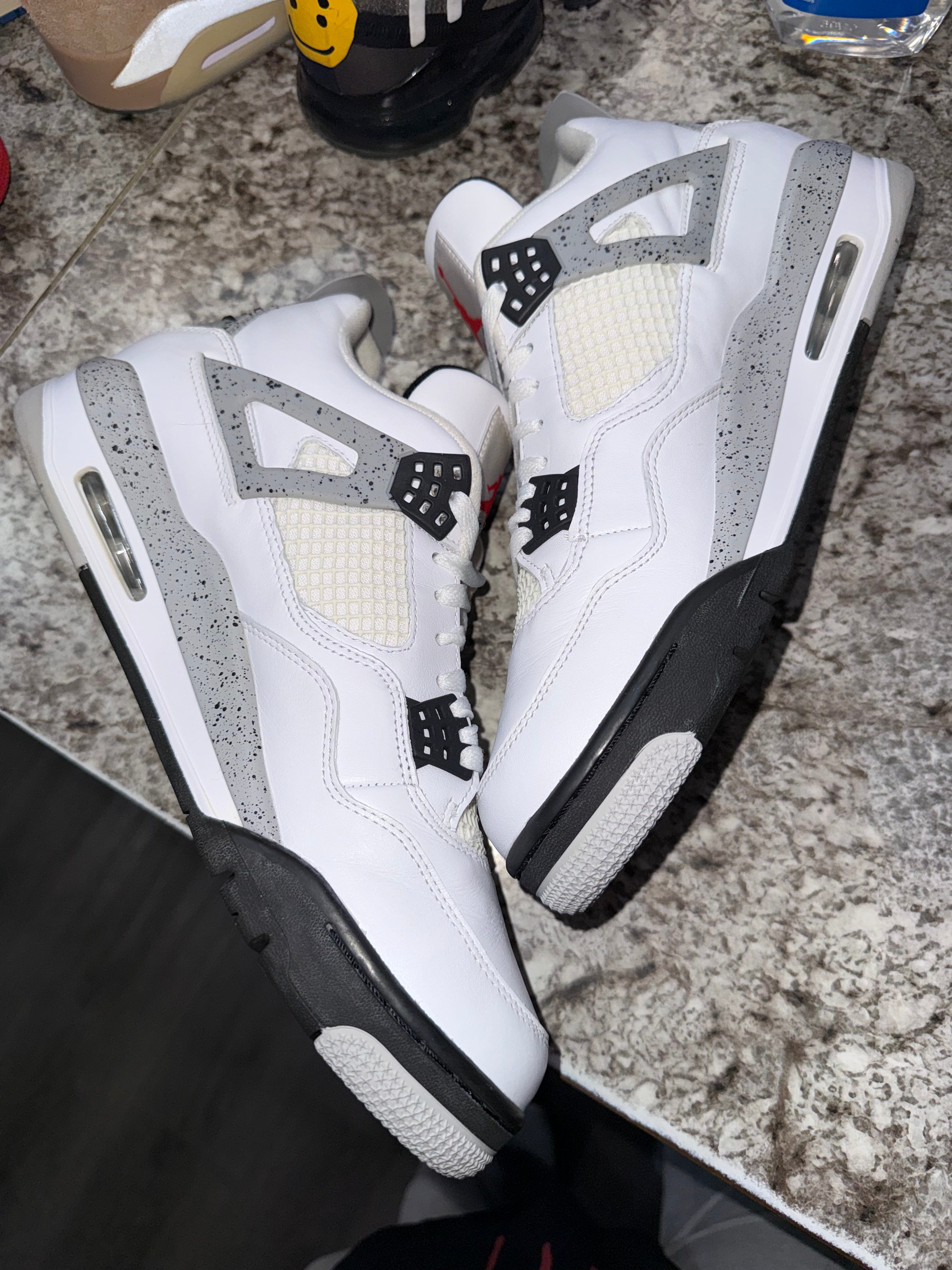 Air Jordan Jordan 4 Retro White Cement (2016)