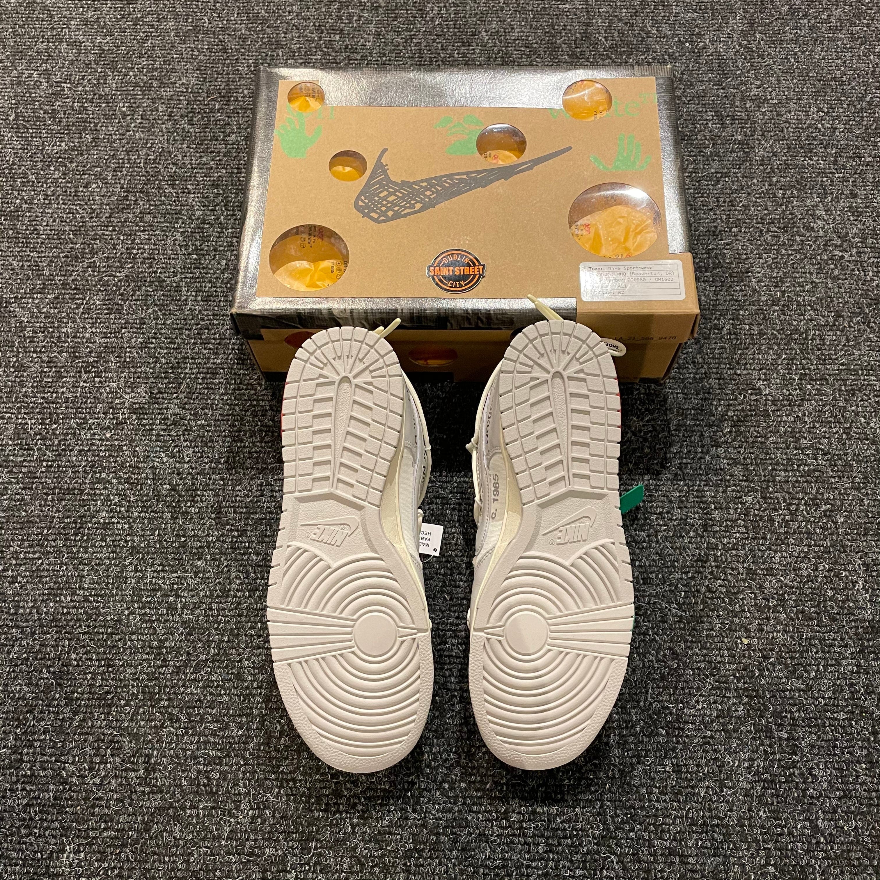 Nike x Off White Dunk Low Lot 25