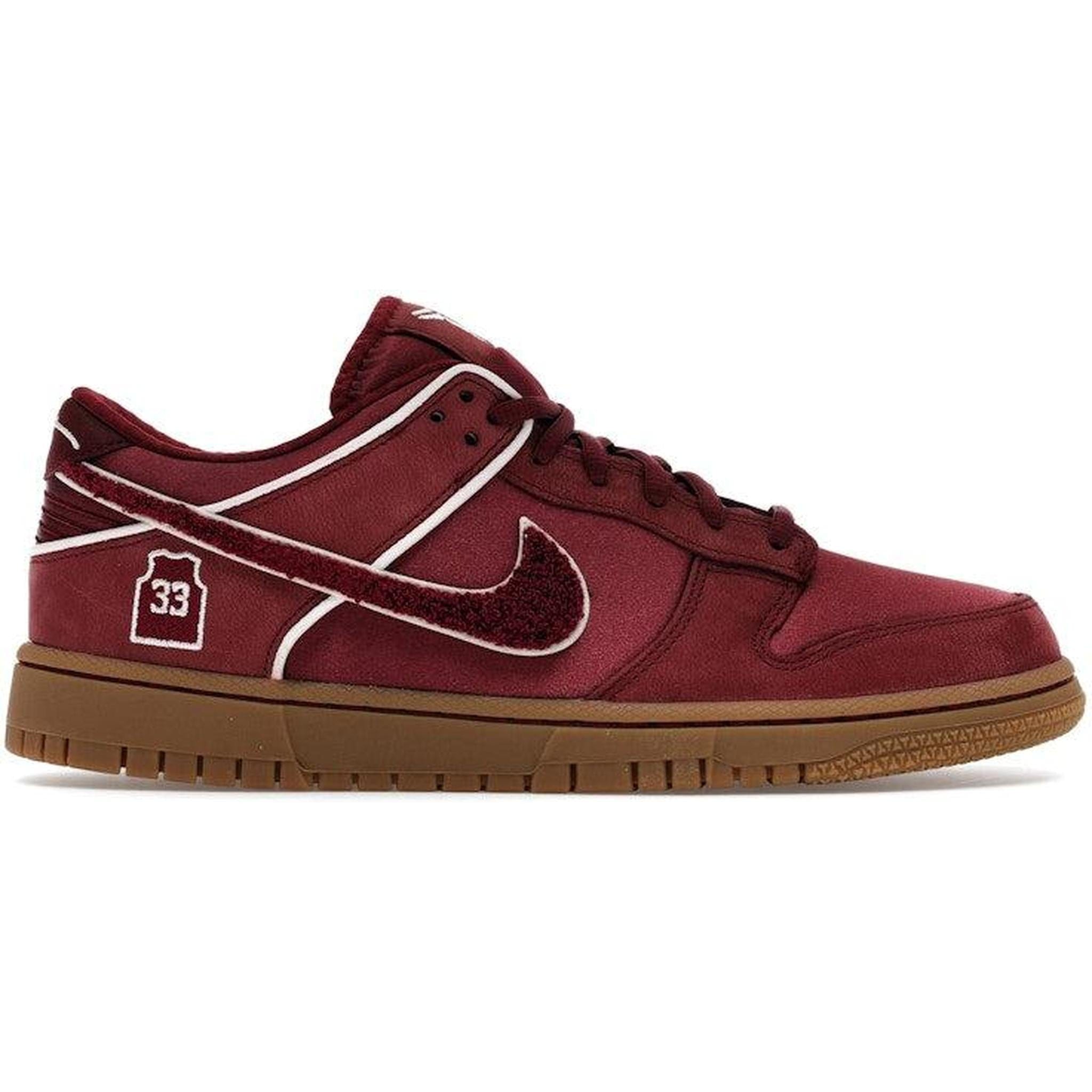 Nike Dunk Low Protro Kobe Bryant Lower Merion Away