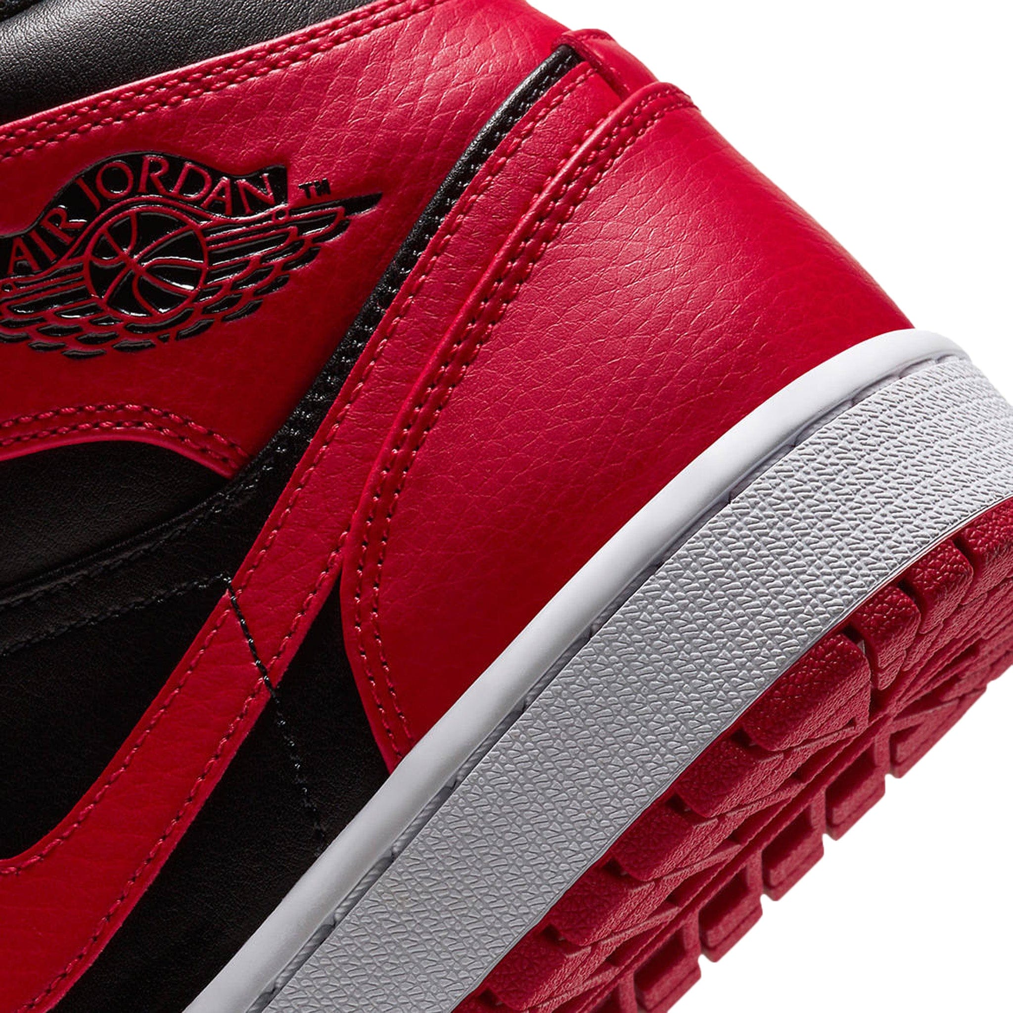 Air Jordan Jordan 1 Mid Banned (GS)