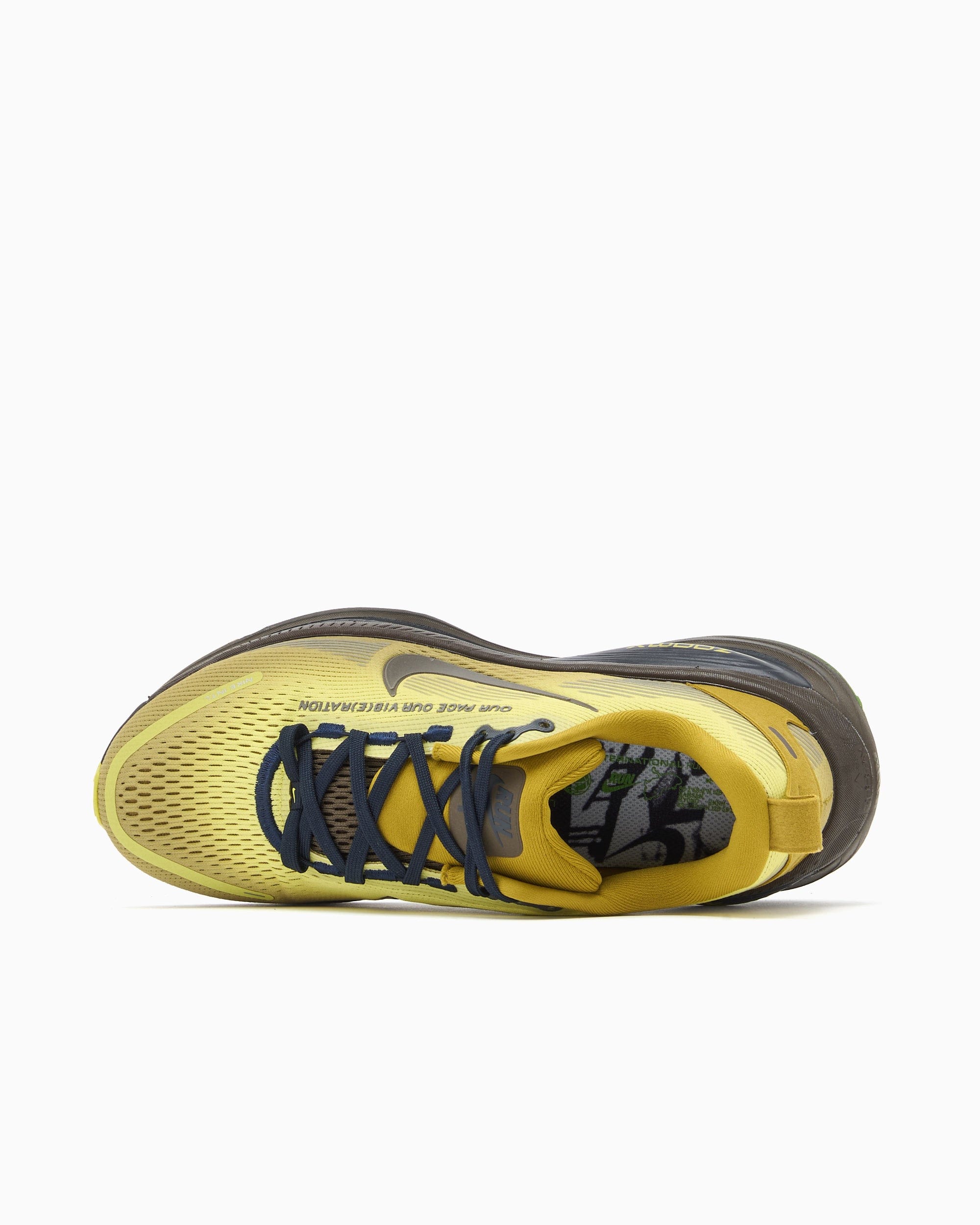 Nike Women's Vomero 18 SE
