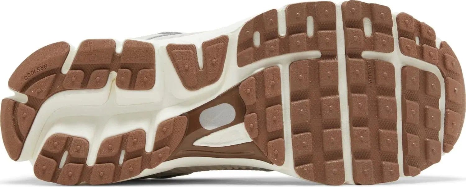 Nike Air Zoom Vomero 5 Light Orewood Brown