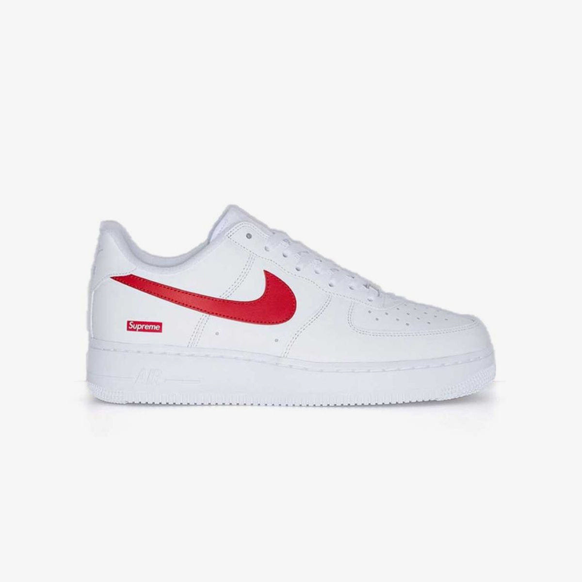 Nike AIR FORCE 1 LOW SP × SUPREME