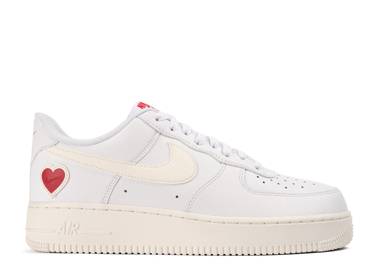 Nike Air Force 1 Low Valentines Day (2021)