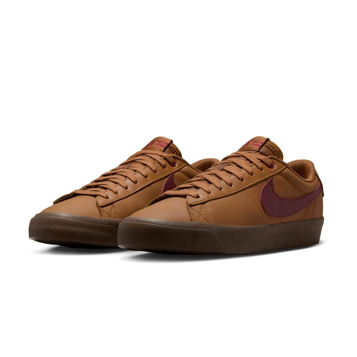 Nike SB Blazer Low Pro GT Light British Tan/Gum Yellow/Dark Team Red