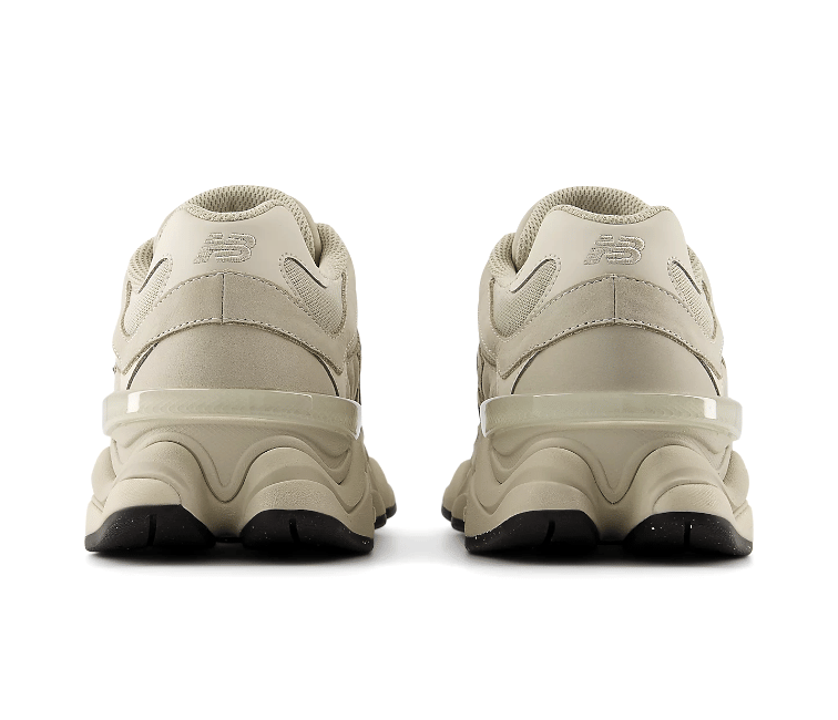 New Balance Women’s New Balance 9060 (Tan Linen)