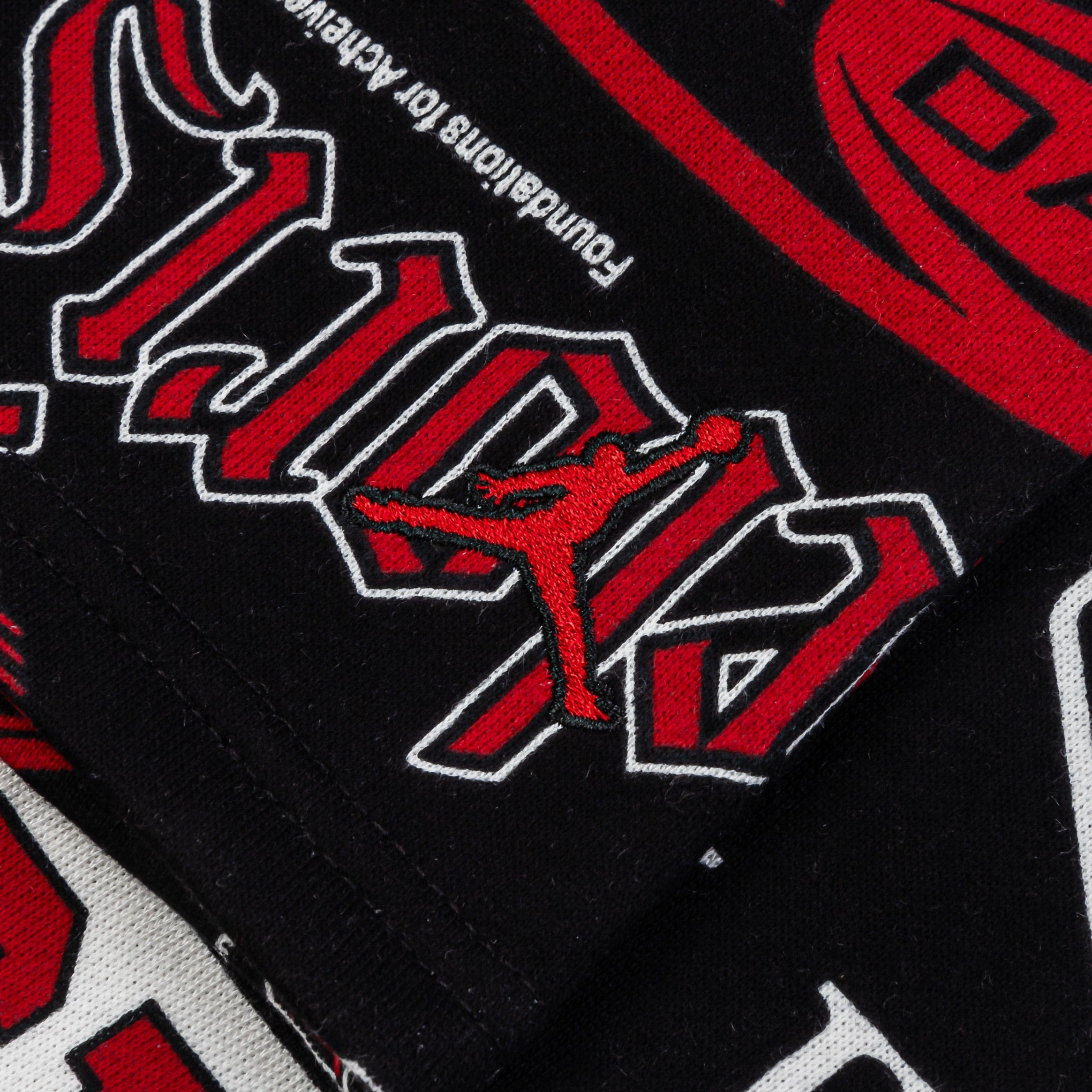 Air Jordan MJ All Over Print Essentials Fleece Grade School Shorts (Black/Red)