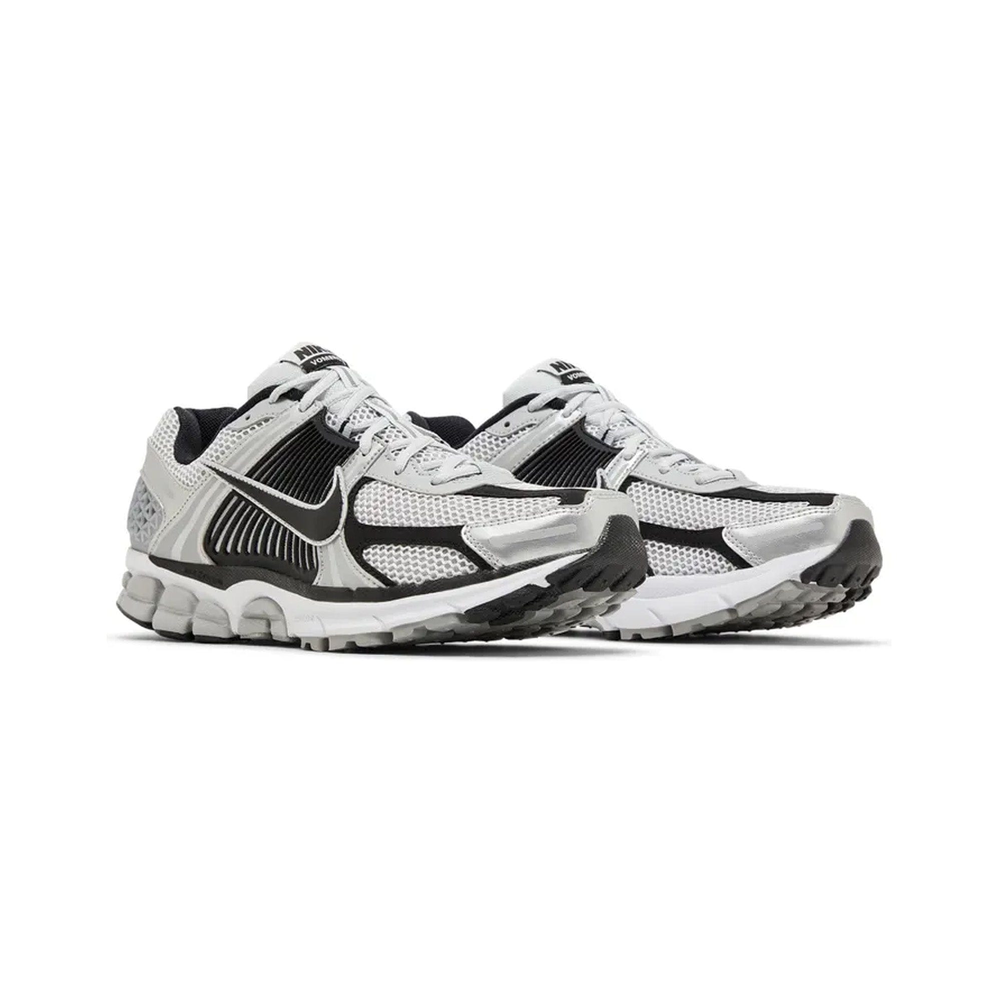 Nike Air Zoom Vomero 5 Metallic Silver Black