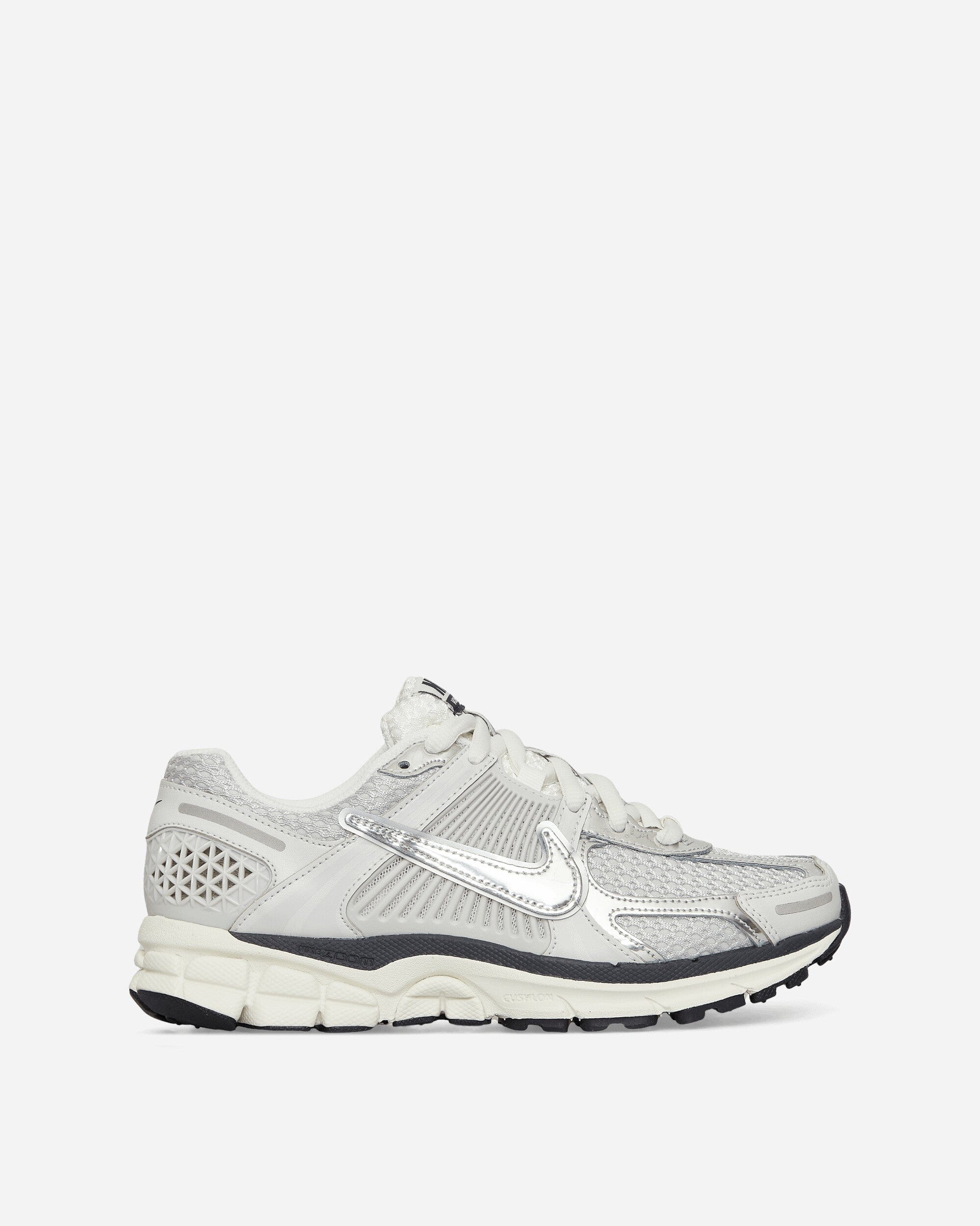 Nike Women's Zoom Vomero 5 Sneakers Photon Dust / Metallic Silver