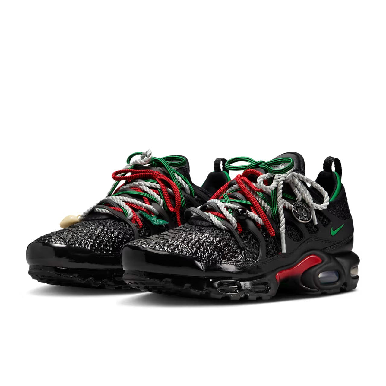 Nike Air Max Plus Homecoming Black