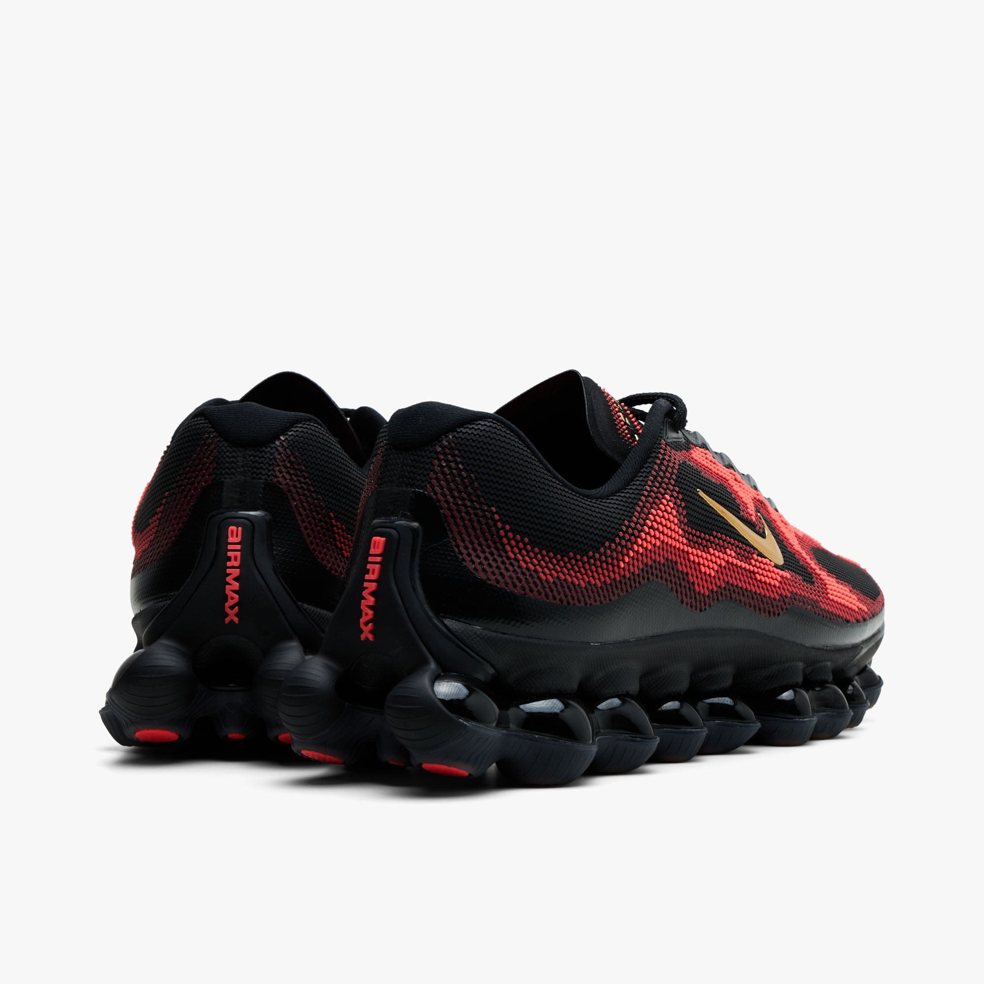 Nike Air Liquid Max Black / Team Red - Fire Red