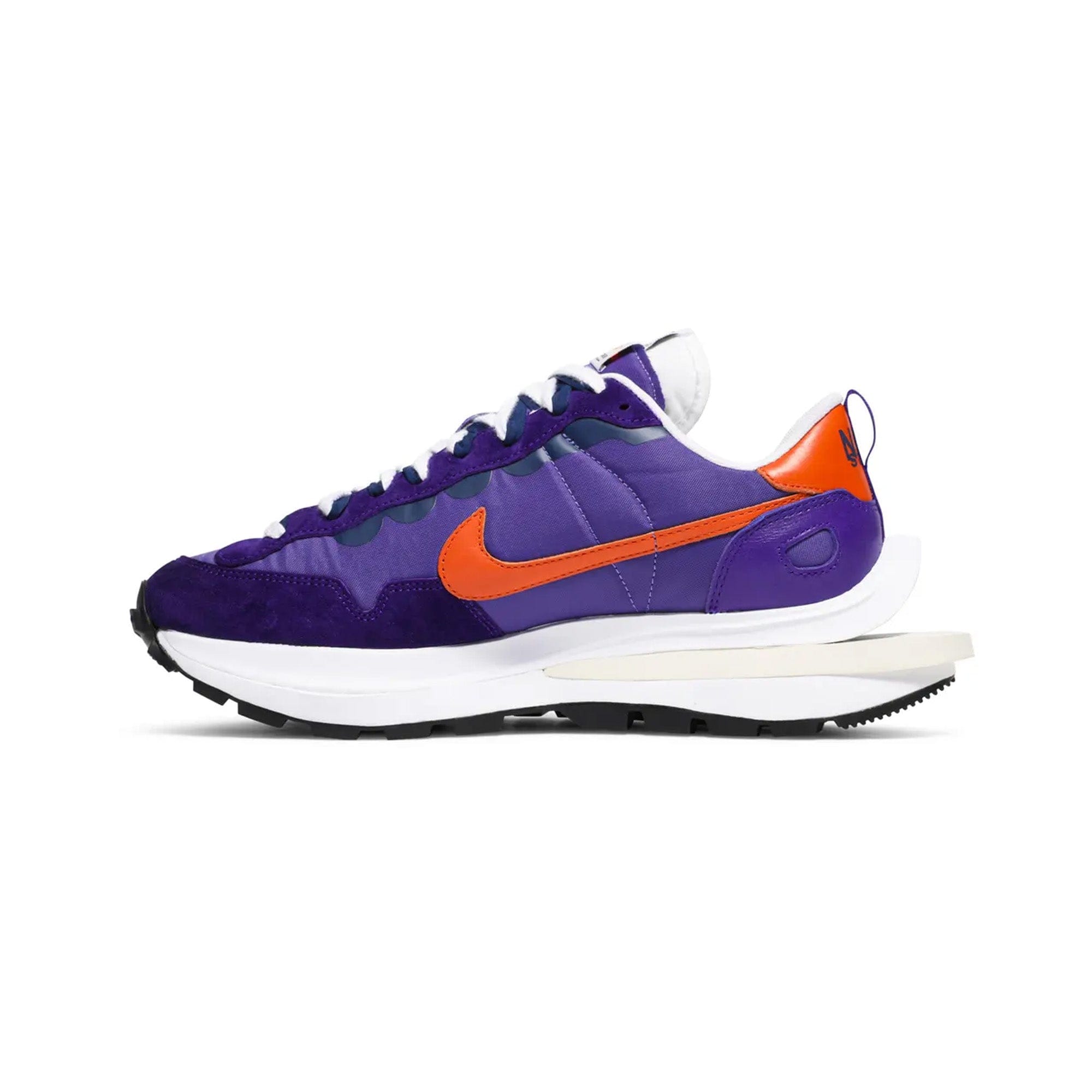 Nike Vaporwaffle x Sacai Dark Iris