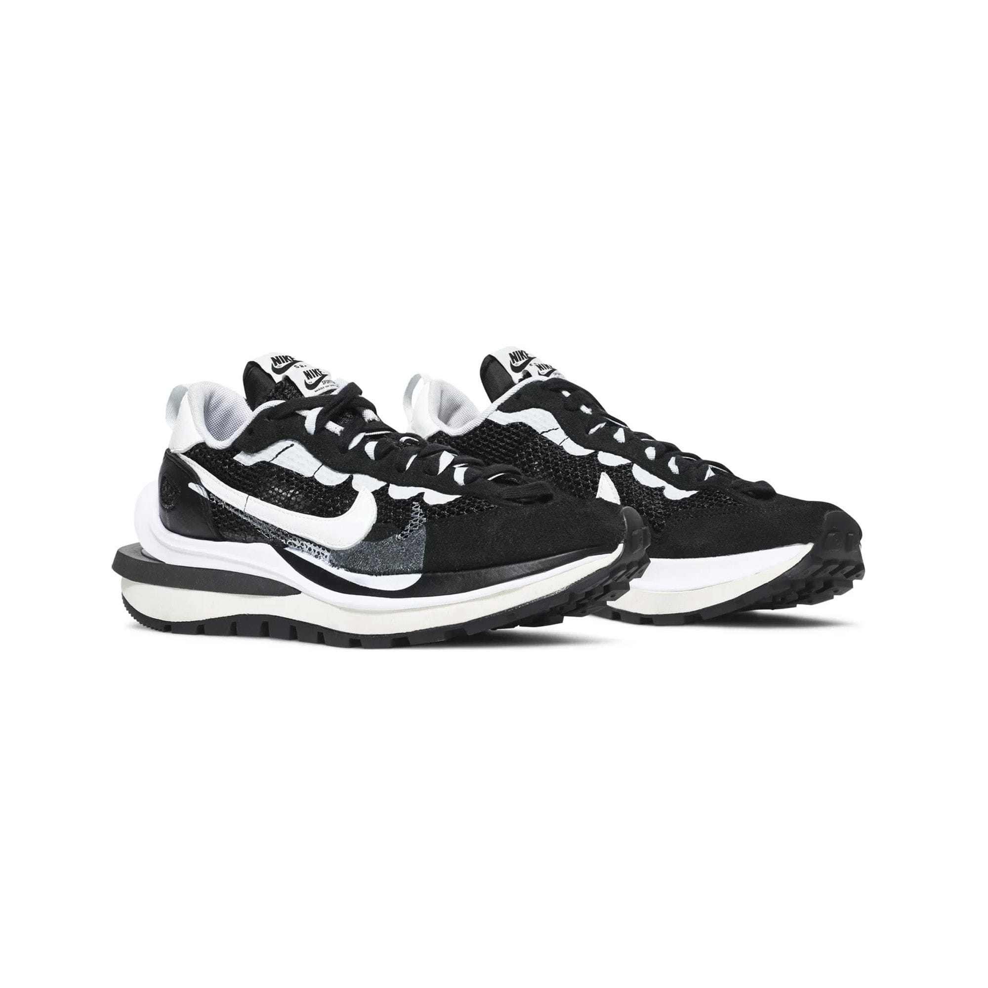 Nike Vaporwaffle x Sacai Black White (2020)