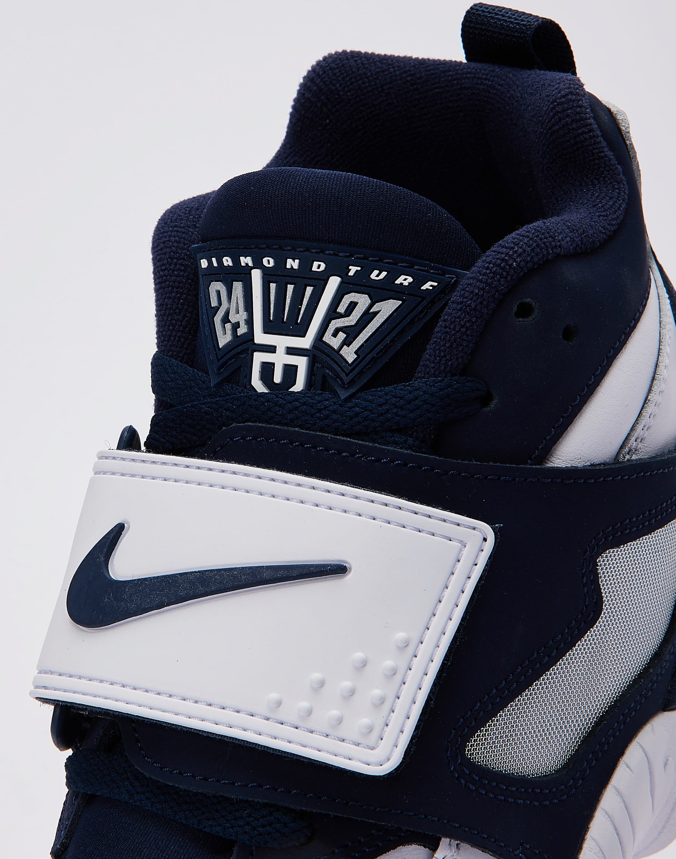 Nike Air Diamond Turf Cowboys
