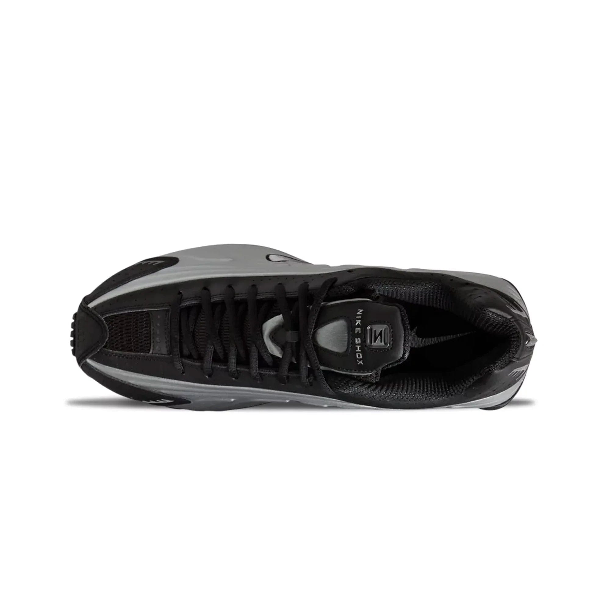 Nike Shox R4 Metallic Silver Black (2025)