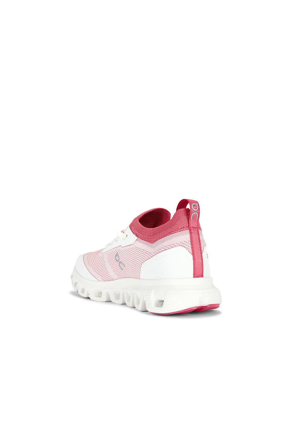 On Running Cloud 6 Versa Sneaker