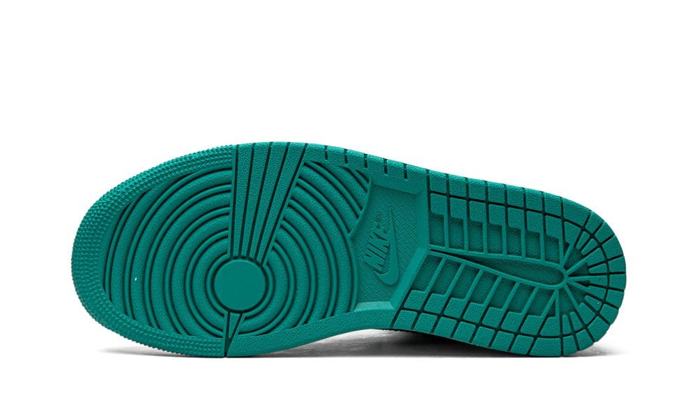 Air Jordan Jordan 1 Low New Emerald (W) الأردن 1 منخفض الزمرد الجديد (W)