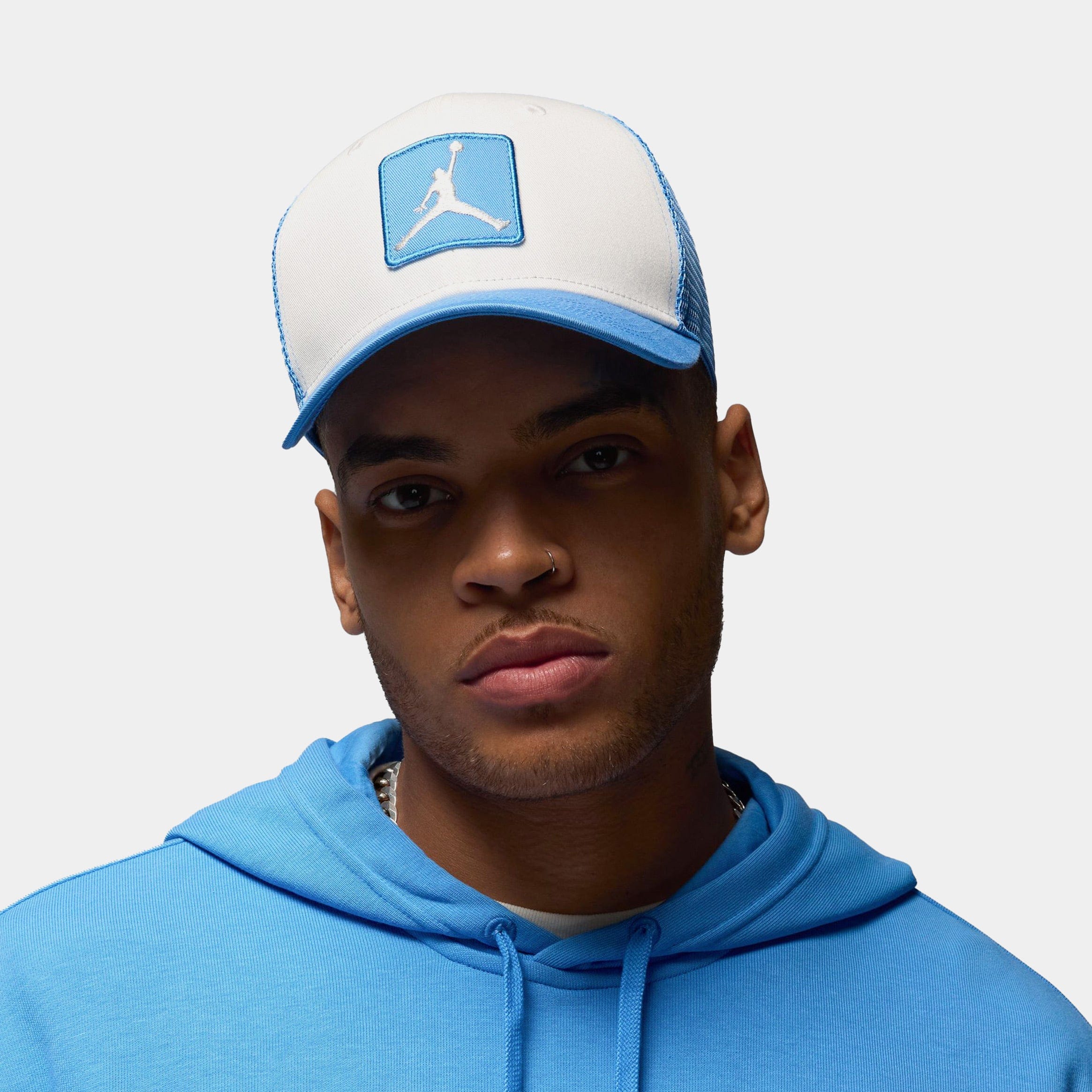 Air Jordan Rise Structured Trucker Mens Hat (Blue/White)
