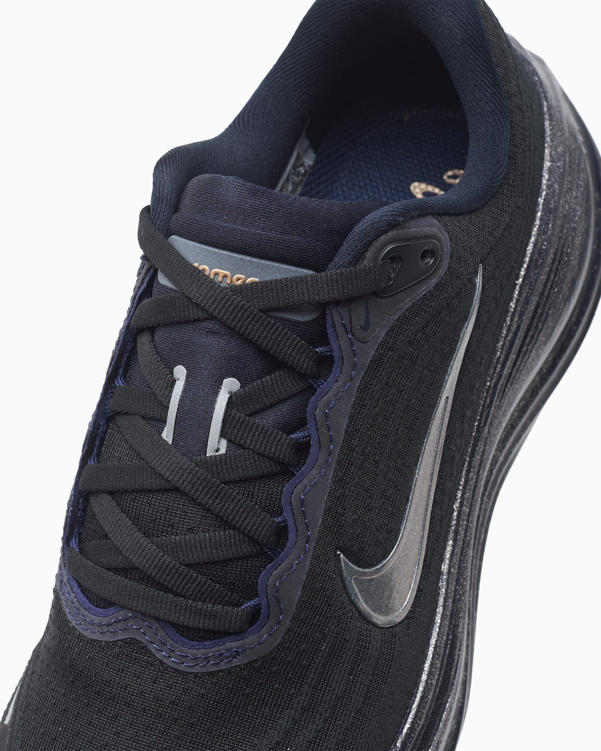 Nike Women's Vomero Plus Keely Hodkinson