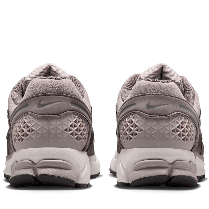 Nike Zoom Vomero 5 SE - College Grey/Medium Ash