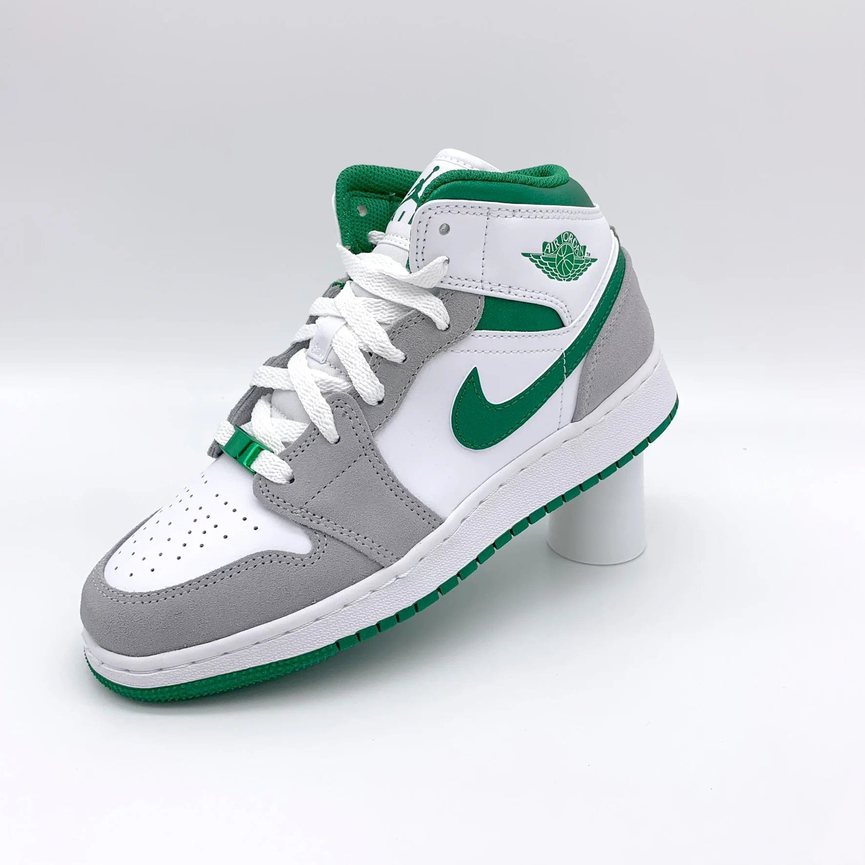 Air Jordan Jordan 1 Mid SE White Pine Green Smoke Grey (GS)