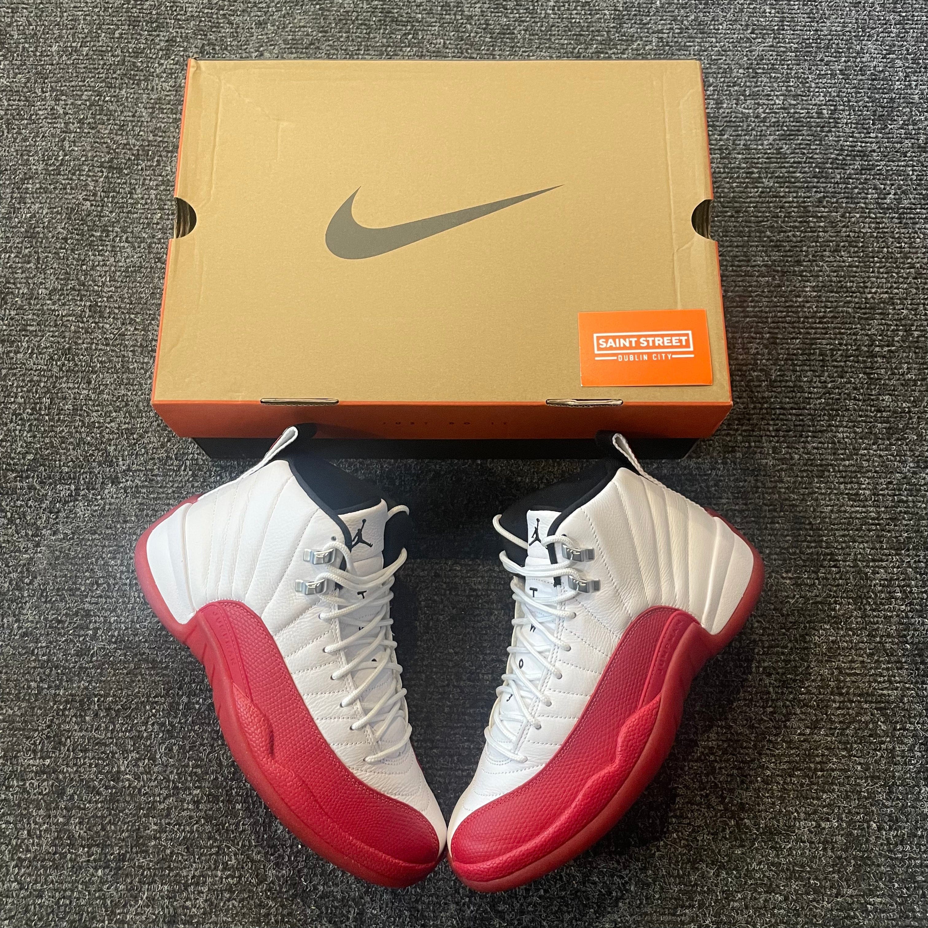 Air Jordan 12 Cherry