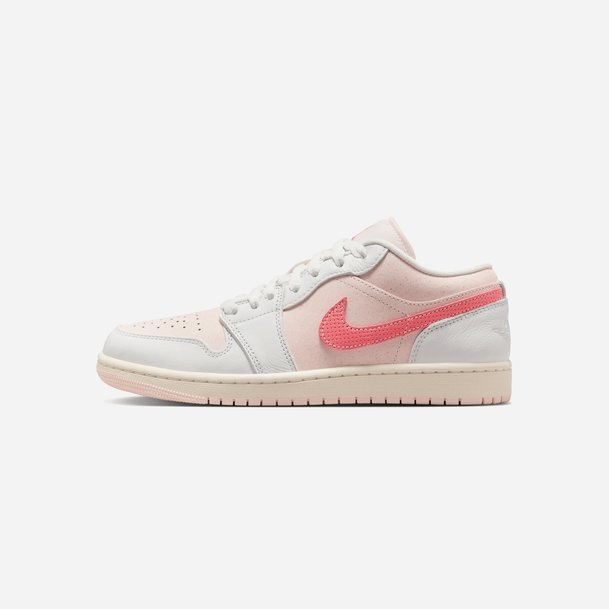 Air Jordan Nike Air Jordan 1 Low SE Strawberry Milkshake WMNS
