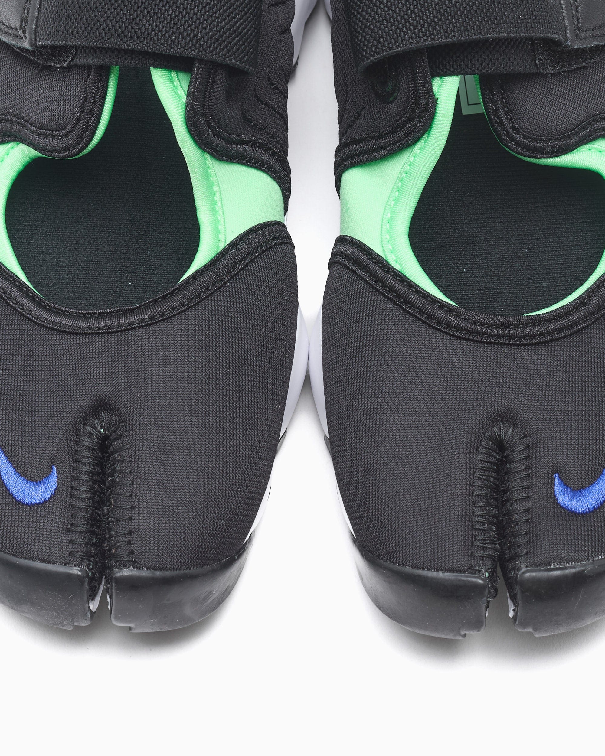 Nike Women's Air Rift Neo