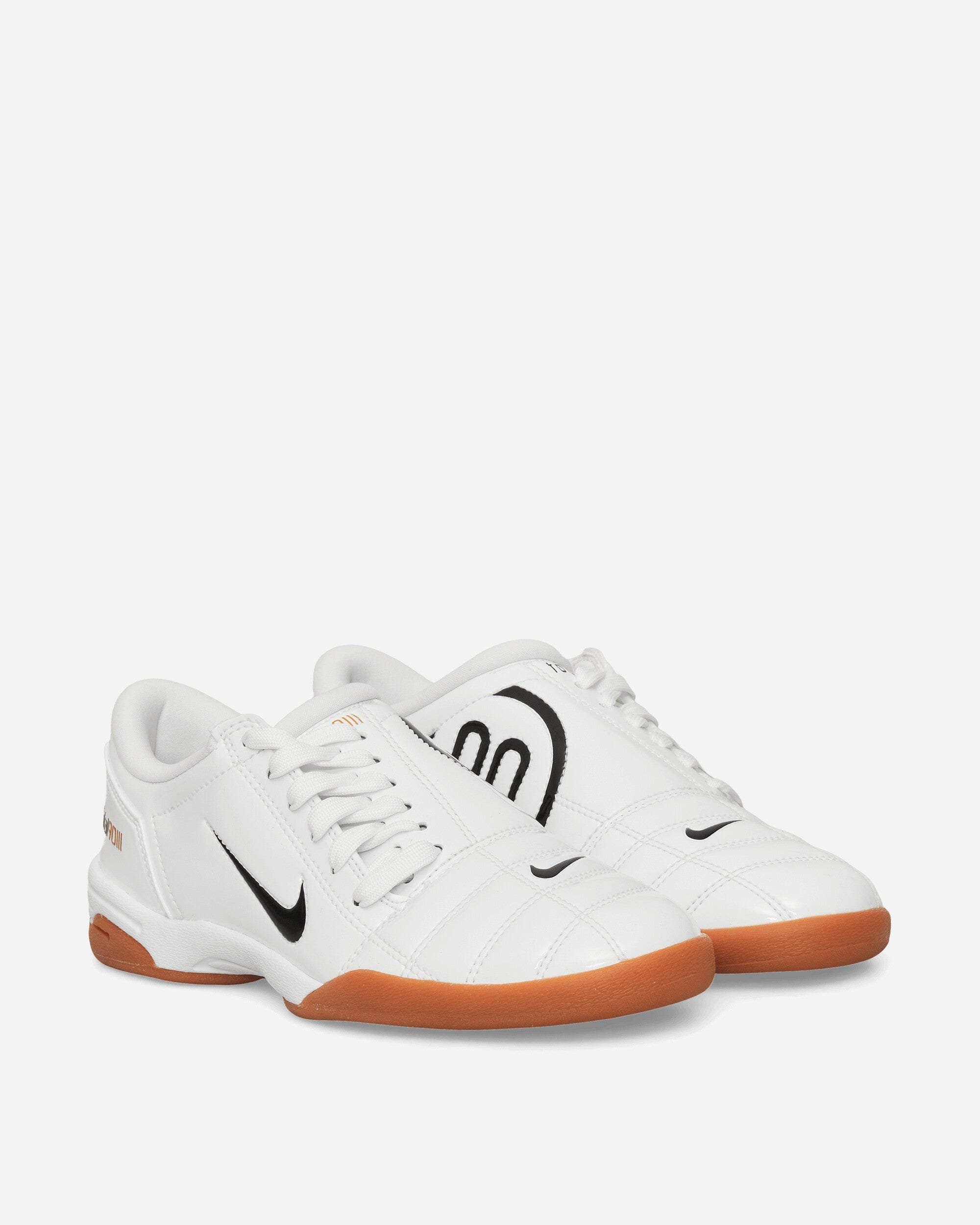 Nike Women's Total 90 Sneakers White / Black