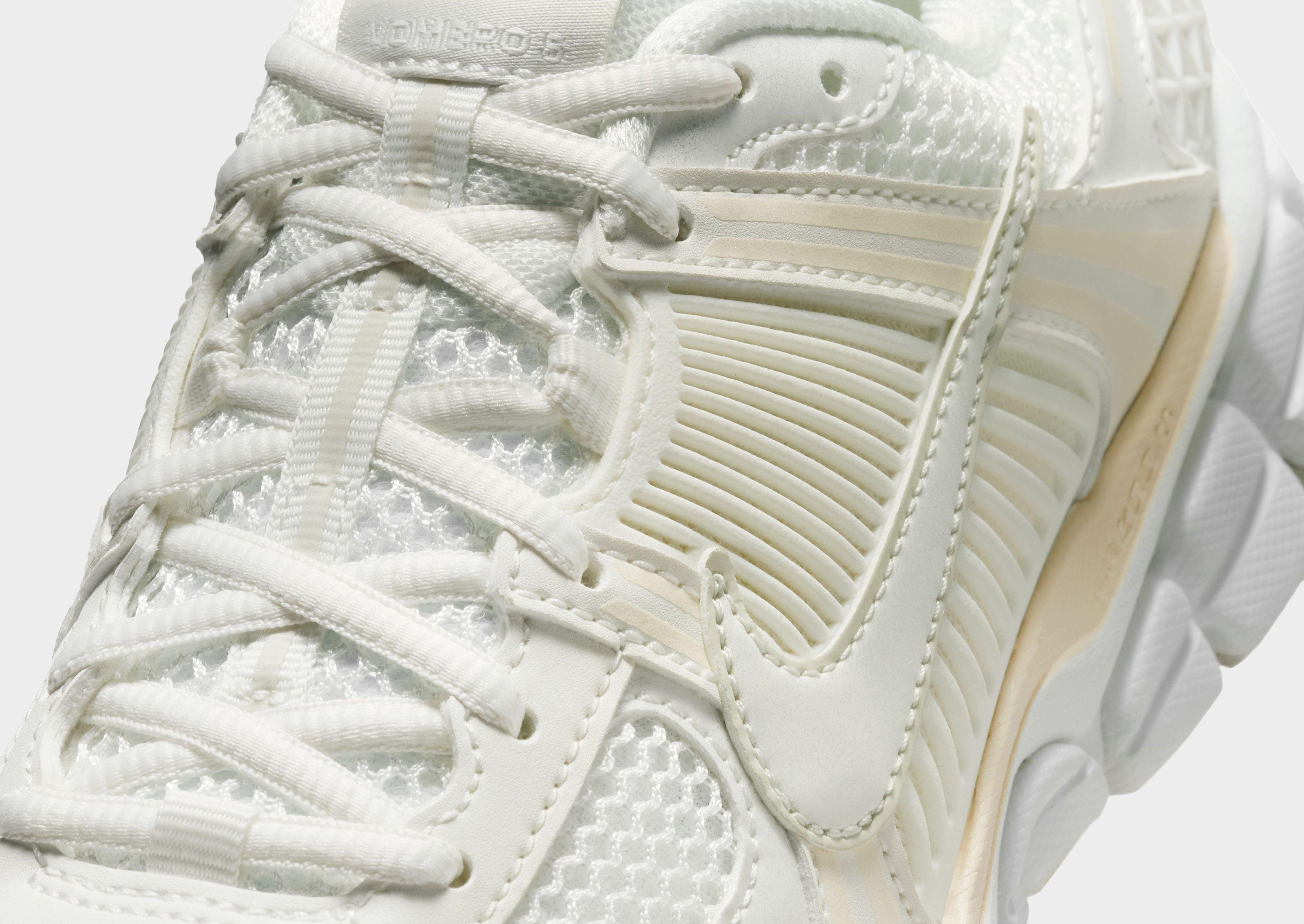 Nike Zoom Vomero 5 Women's