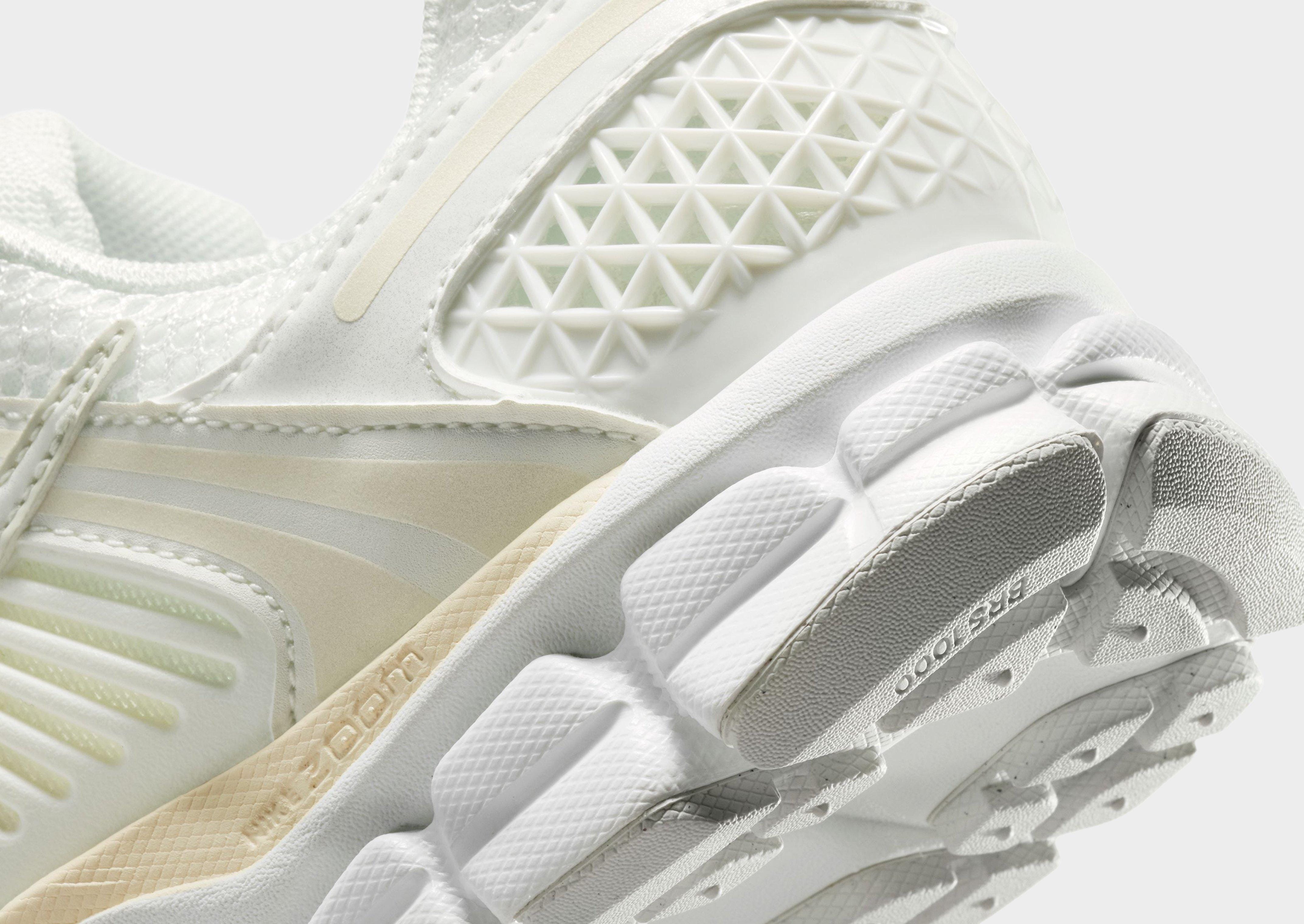 Nike Zoom Vomero 5 Women's