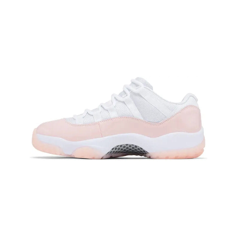 Nike JORDAN 11 LEGEND PINK (W)