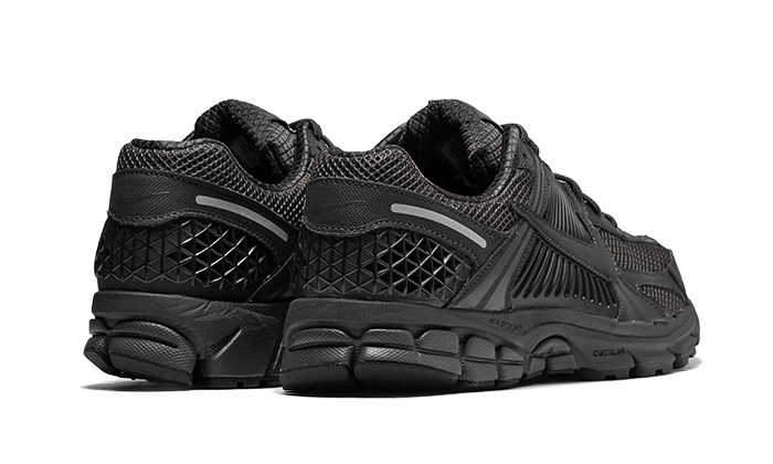 Nike Vomero 5 Triple Black