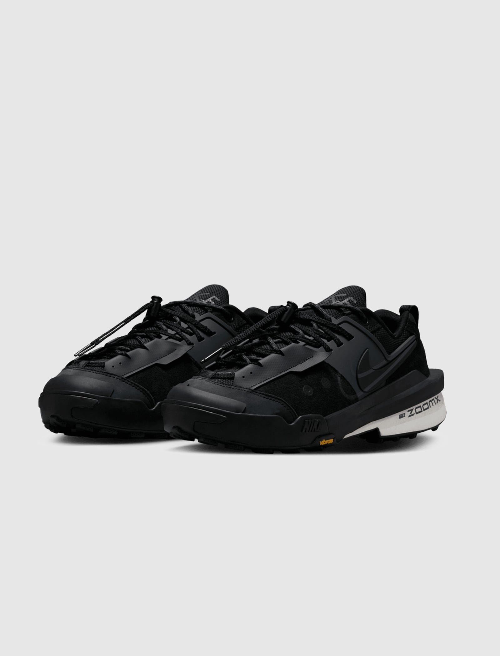 Nike SACAI ZEGAMADOME BLACK/ANTHRACITE