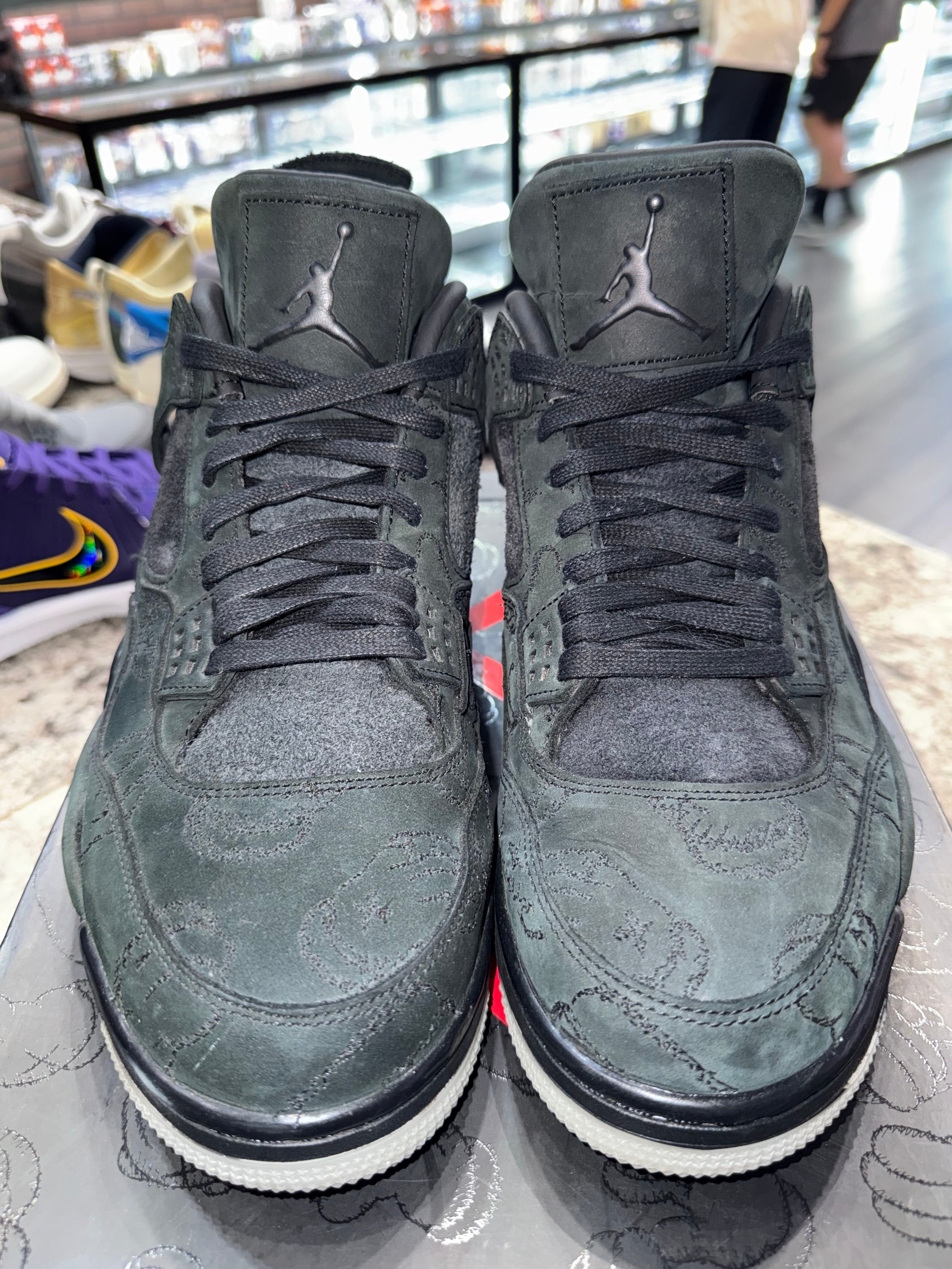 Air Jordan Jordan 4 Retro Kaws Black