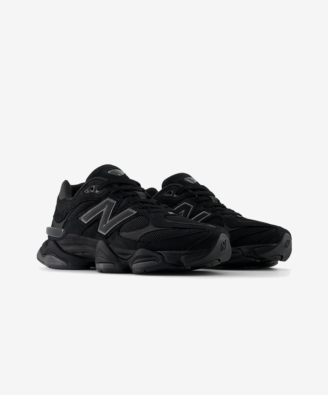 New Balance | 9060 { BLACK/BLACK