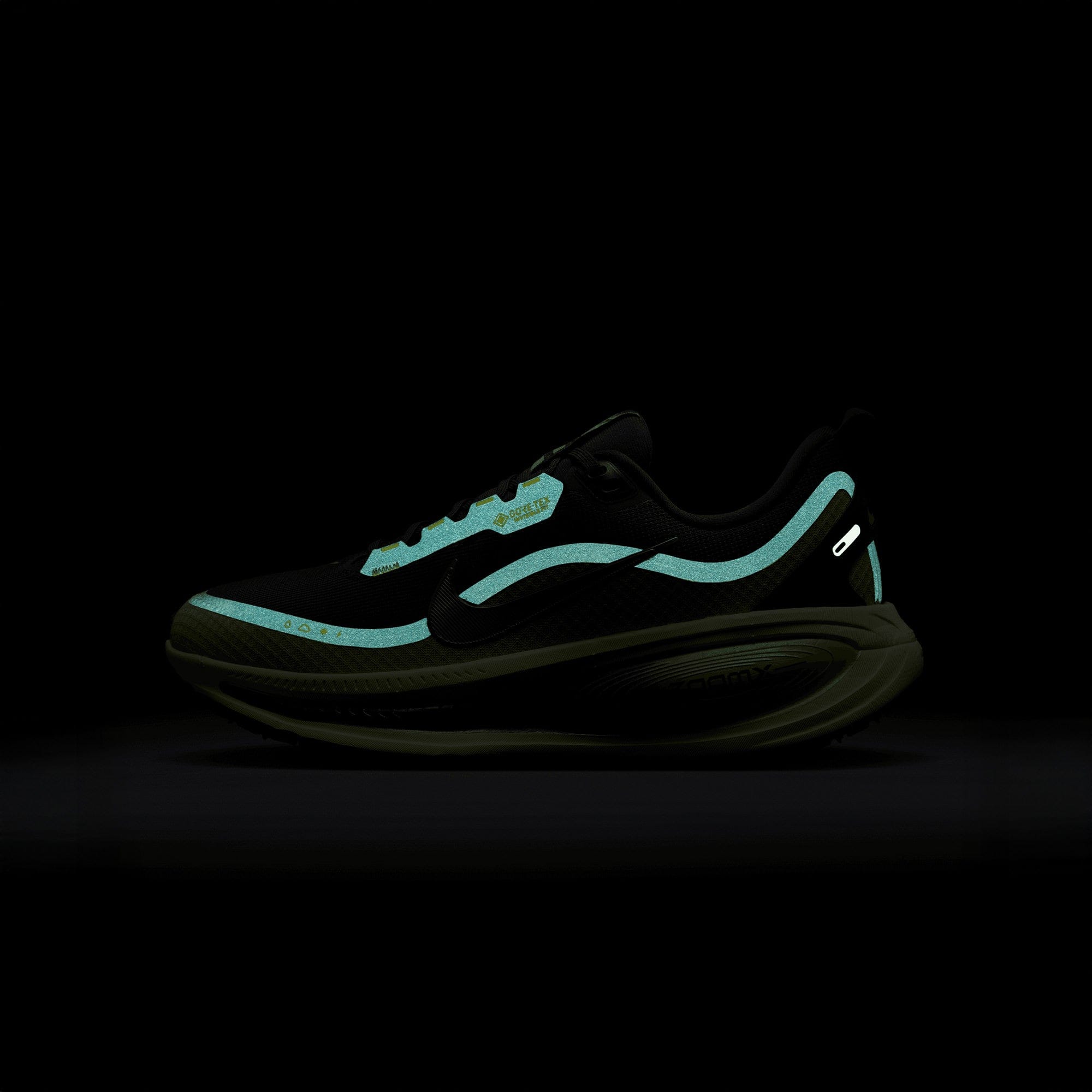 Nike Women's Nike Vomero 18 GORE - TEX SEAWEED HQ7002 - 300