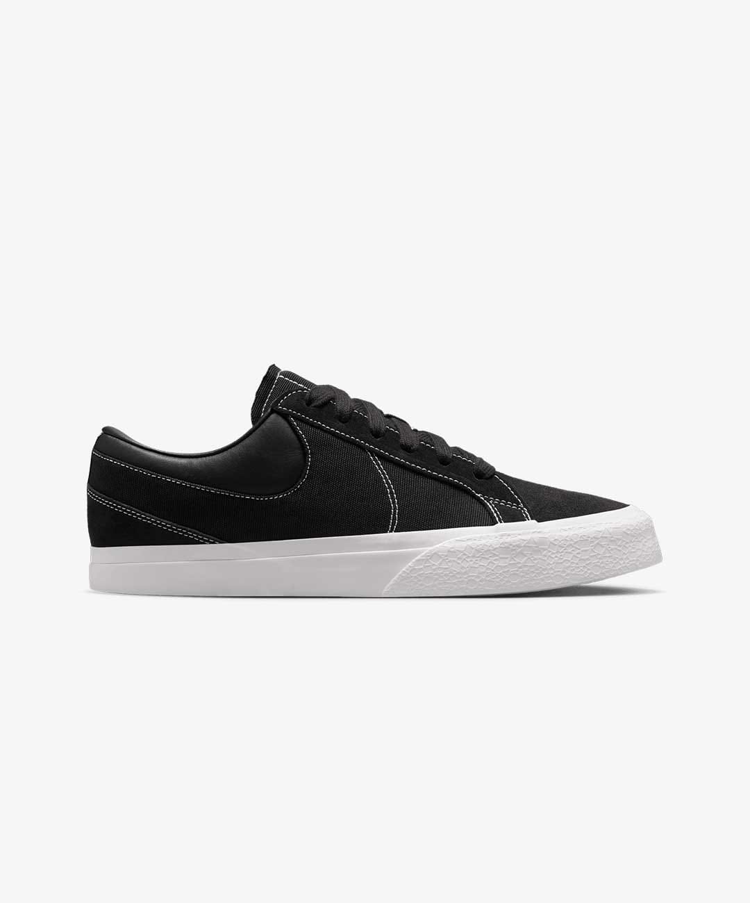 NIKE | BLAZY { BLACK/BLACK - SAIL - WHITE