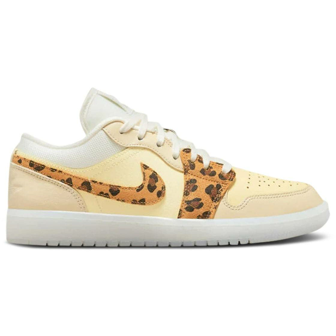 Air Jordan 1 Low SNKRS Day (2021) (Wmns)