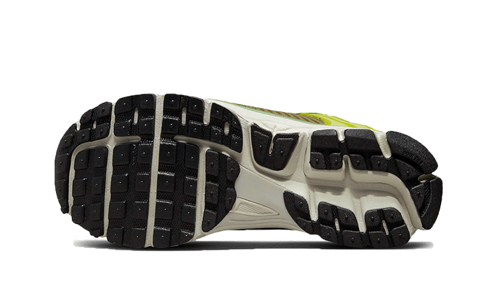 Nike Vomero 5 Olive Flak Volt