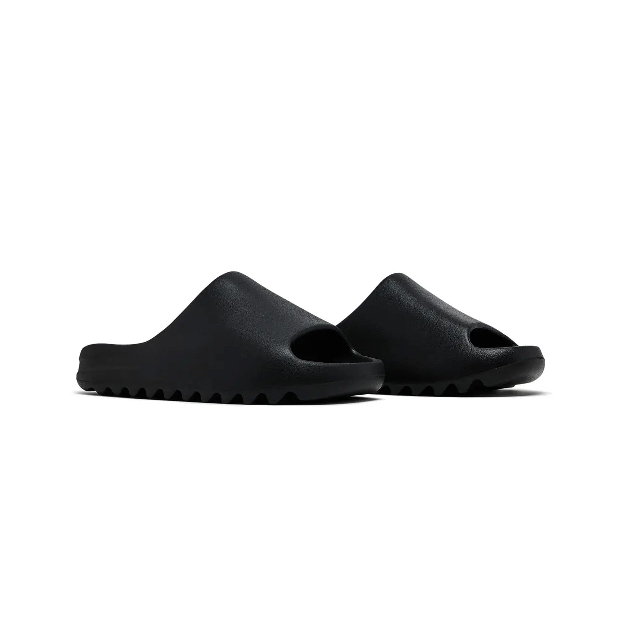 Yeezy Slide Black (2025)