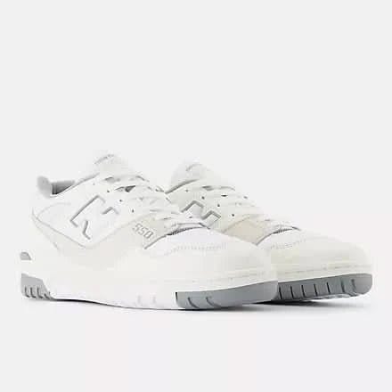 New Balance 550 – Women’s White / Sea Salt