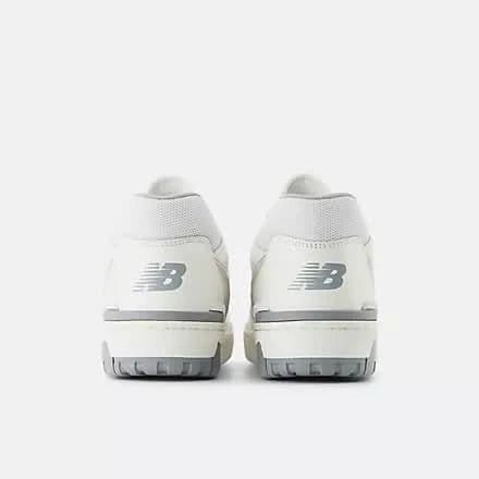 New Balance 550 – Women’s White / Sea Salt
