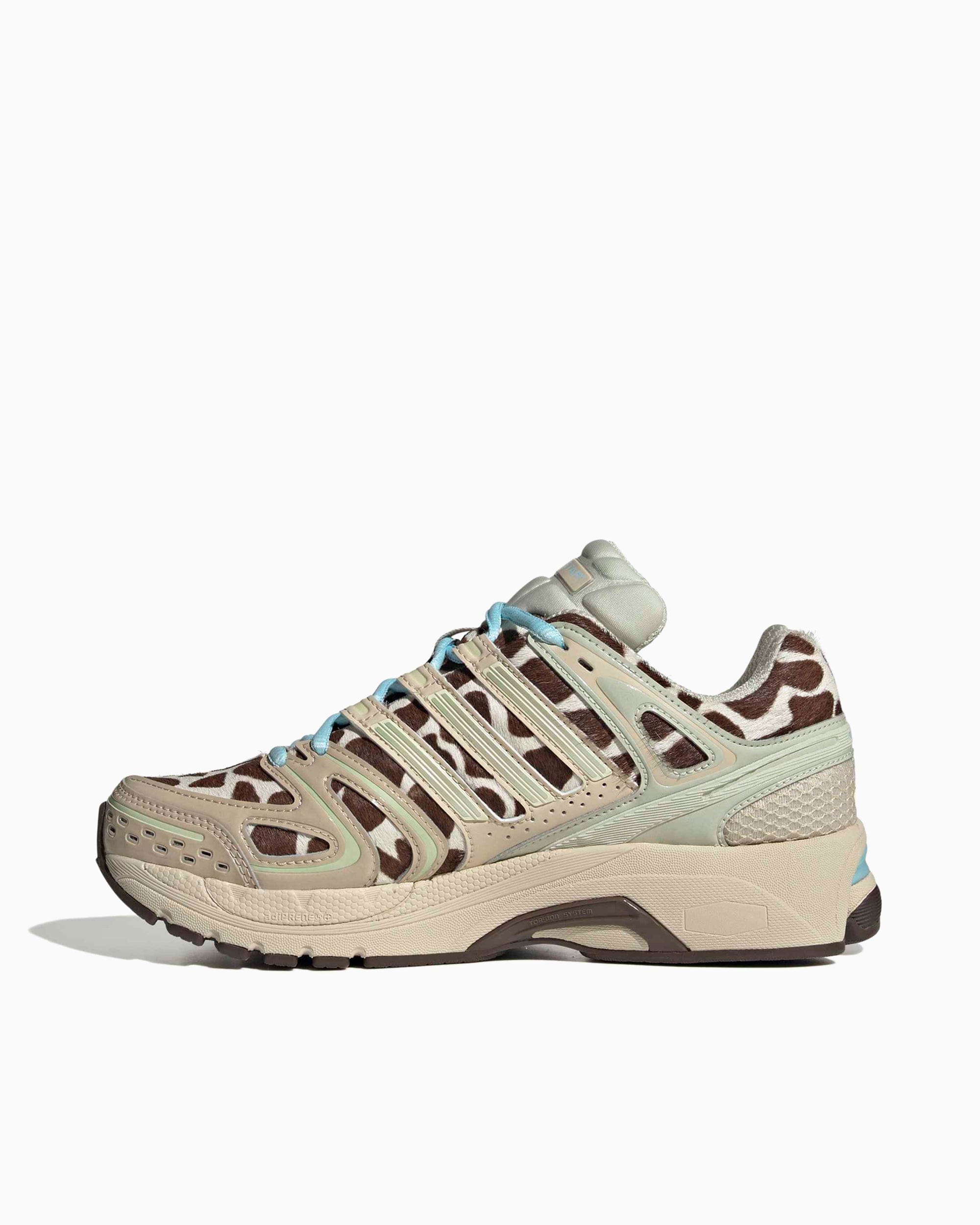 adidas Originals Women's Adistar Control 5 Giraffe