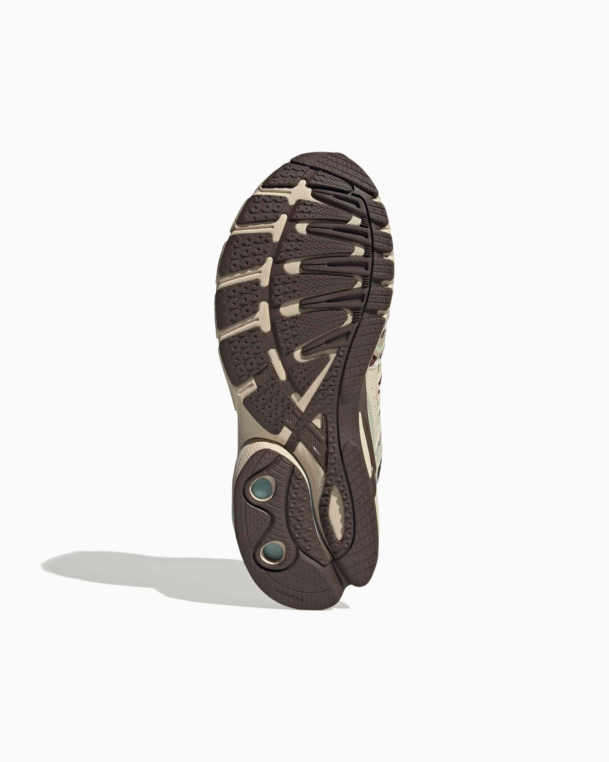 adidas Originals Women's Adistar Control 5 Giraffe