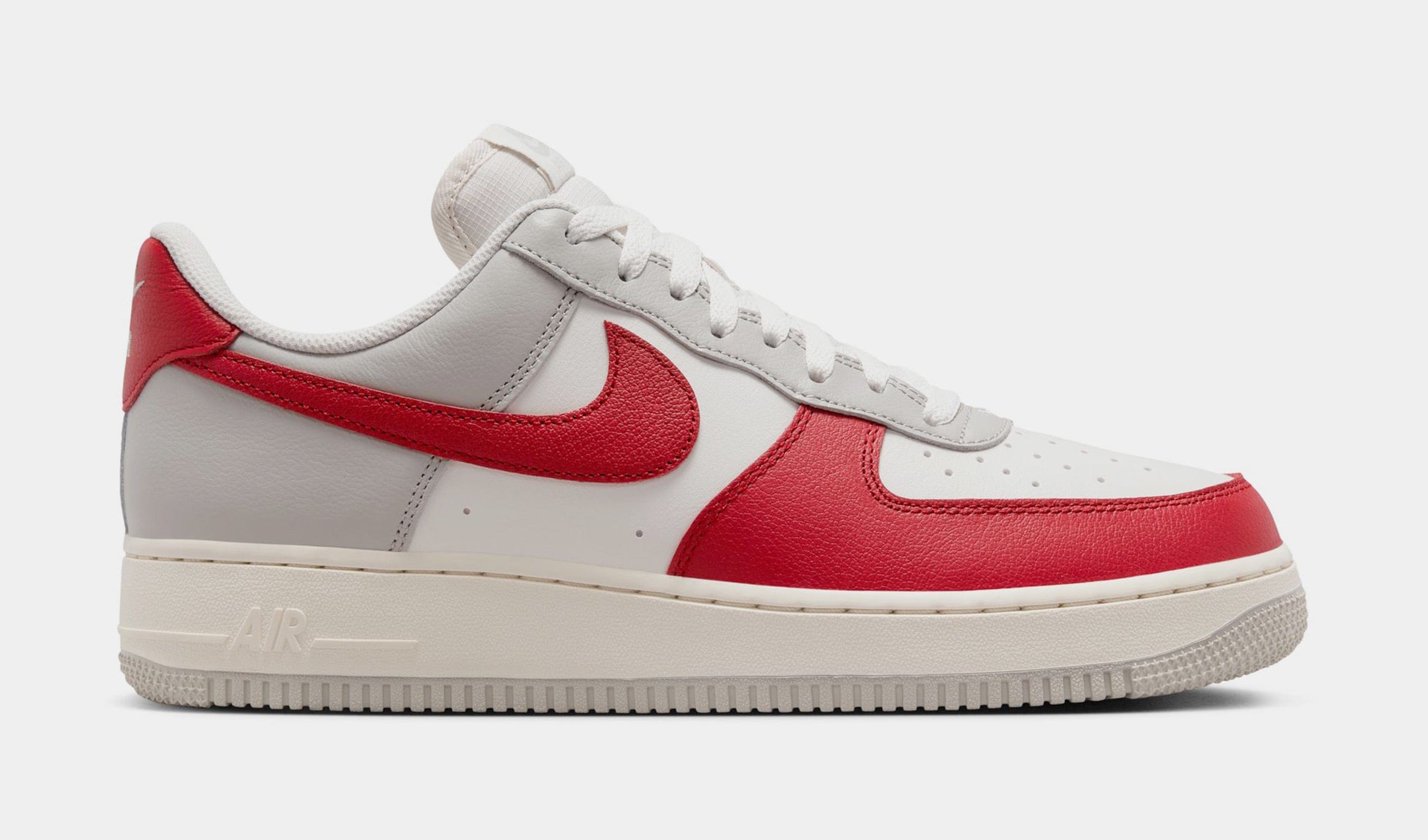 Nike Air Force 1 '07 LV8 Red Toe Mens Basketball Shoes (Gym Red/Pale Ivory/Phantom/Iron Ore)