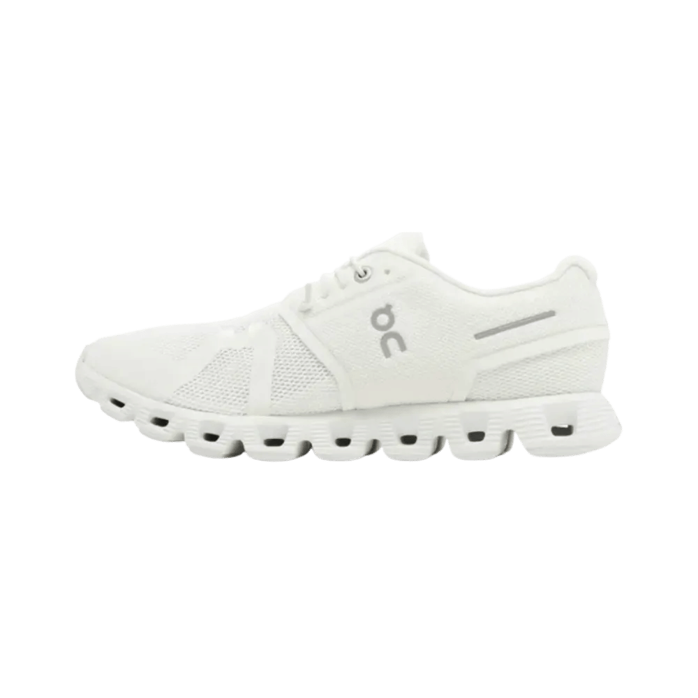 On Running Cloud 5 All White On Running