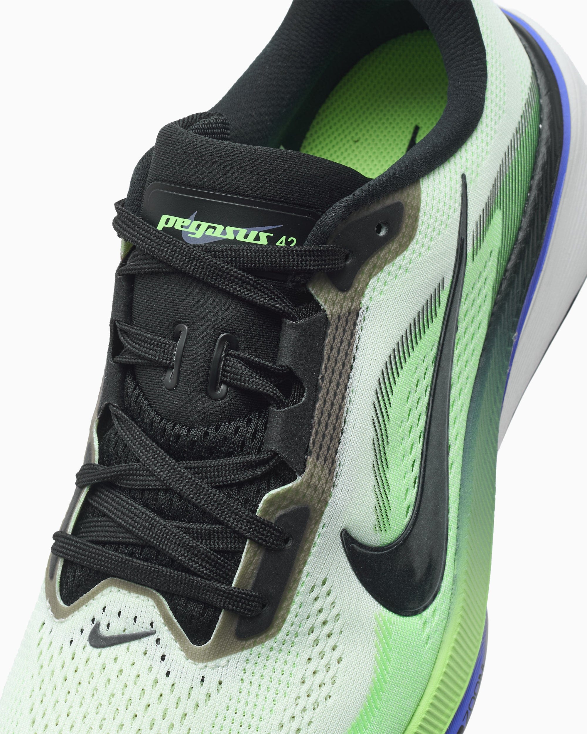 Nike Air Zoom Pegasus 42 Wide