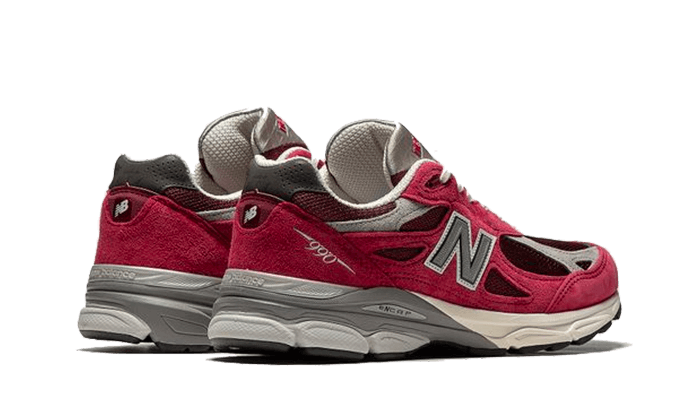New Balance 990 V3 Scarlet